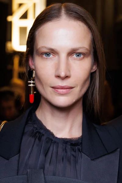 Look 27